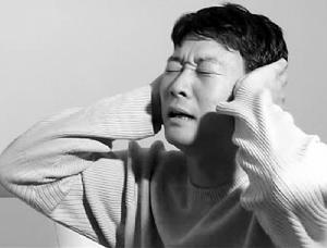 謹記中耳炎的早期癥狀表現